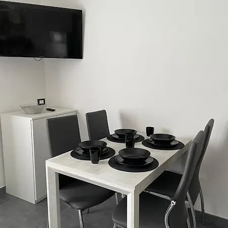 Apartment C&m