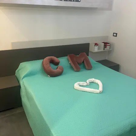 C&m *